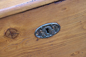 🥰 BEAUTIFUL OLD HAND WAXED PINE 'HUNGARIAN' STORAGE/ BOX BENCH 🥰 - oldpineshop.co.uk