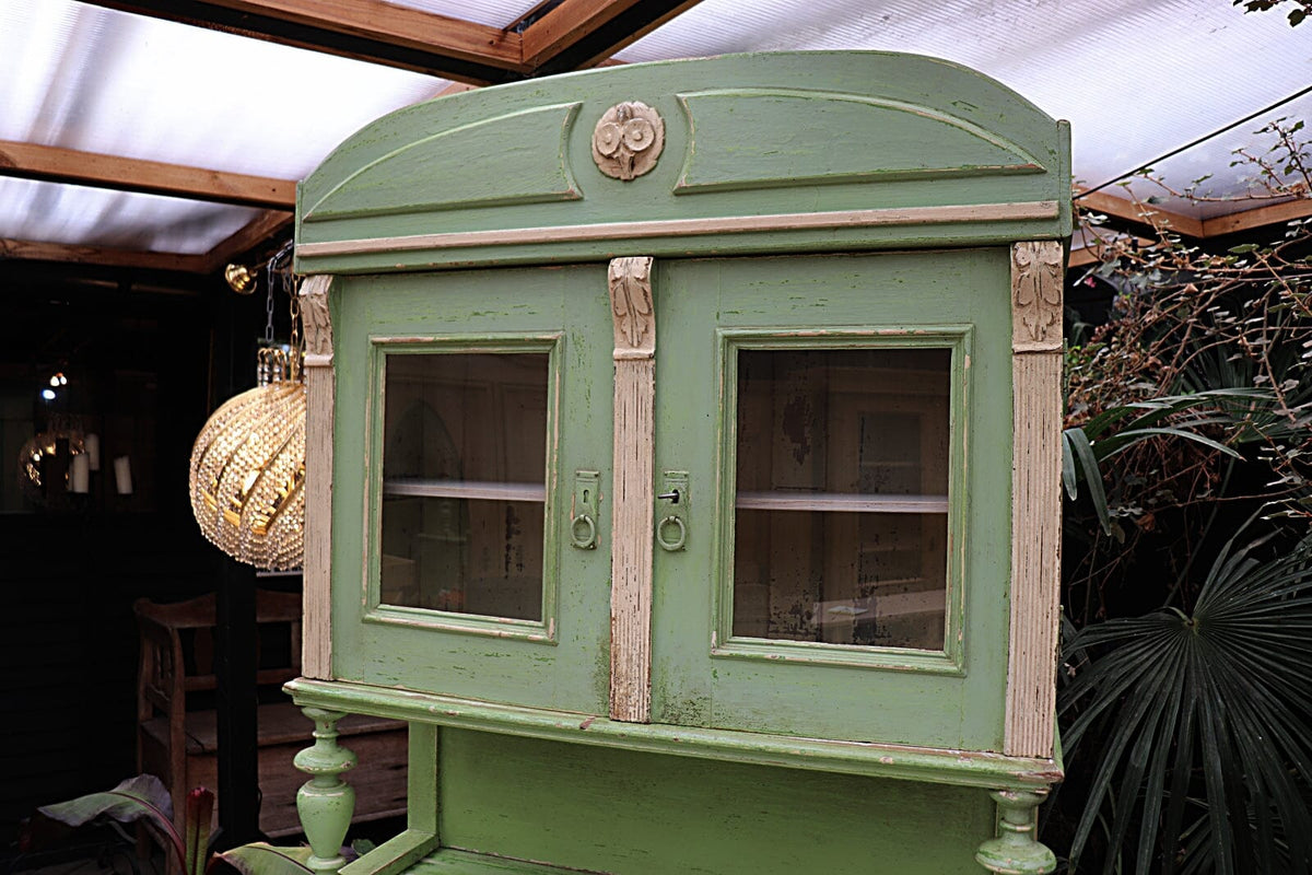 💕 AMAZING OLD PRE-WAR PINE/ GREEN & WHITE PAINTED 2 PIECE GLAZED DRESSER 💕 - oldpineshop.co.uk