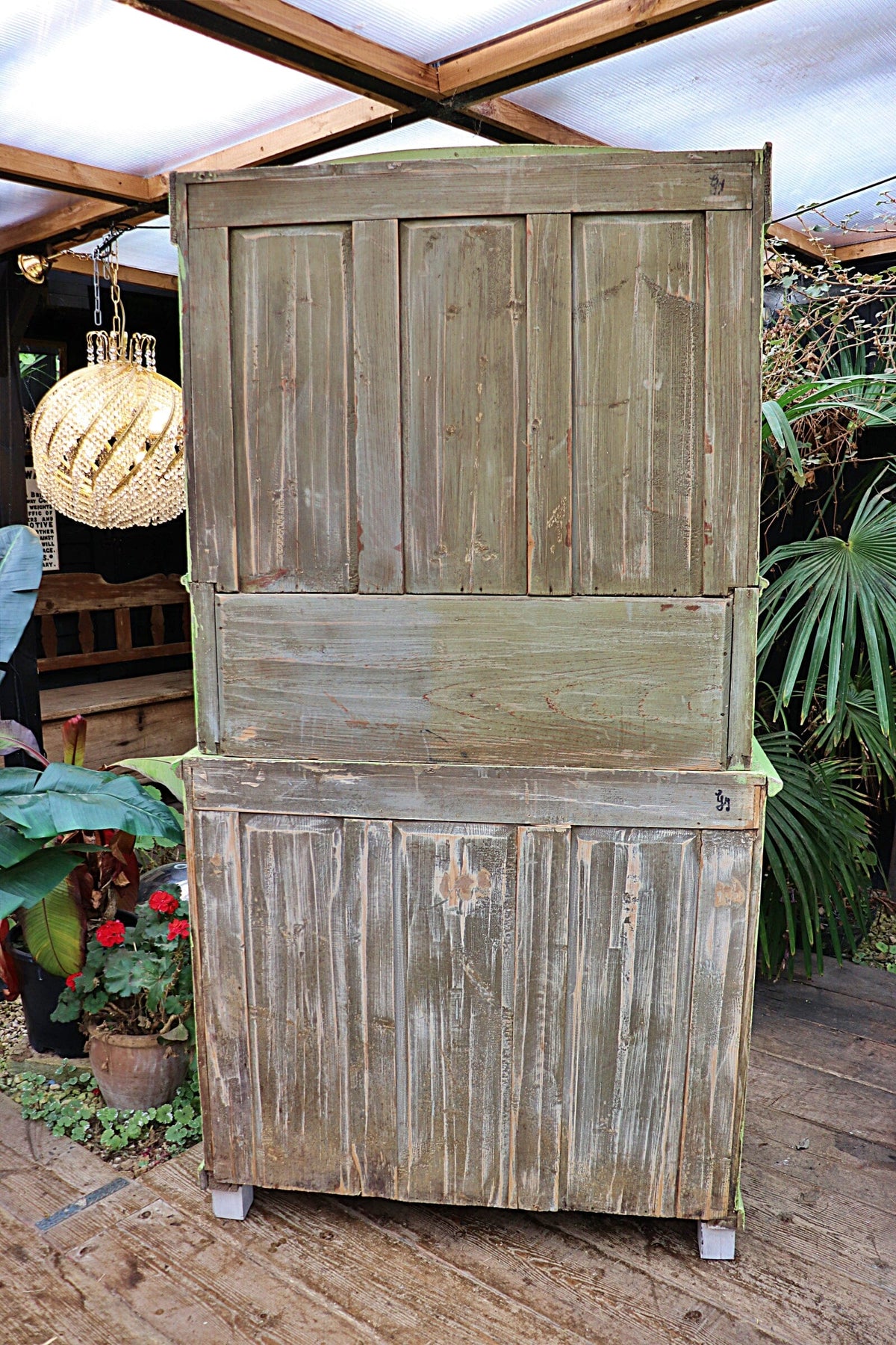 💕 AMAZING OLD PRE-WAR PINE/ GREEN & WHITE PAINTED 2 PIECE GLAZED DRESSER 💕 - oldpineshop.co.uk