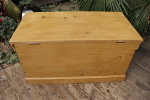 ❤️ FAB! BIG! RESTORED OLD PINE BLANKET BOX/ CHEST/ TRUNK/ COFFEE TABLE ❤️ - oldpineshop.co.uk