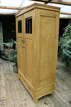 😀💕 Superb Old Pine/ Glazed Cupboard/ Wardrobe - Linen/ Larder  ❤️ - oldpineshop.co.uk